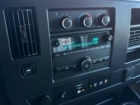 New 2025 Chevrolet Express 3500 w/ Power Convenience Package image 19