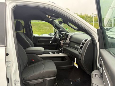 New 2026 RAM 2500 Big Horn AWD/4WD image 28