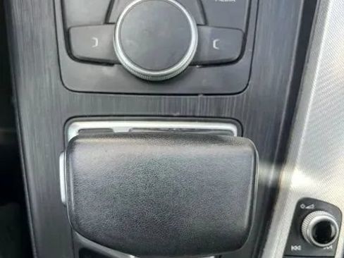 Used 2019 Audi A4 2.0T Premium FWD image 24