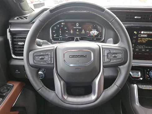 Used 2025 GMC Sierra 1500 Denali Ultimate image 20