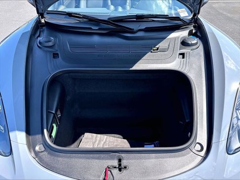 Used 2024 Porsche 718 Boxster RWD image 13