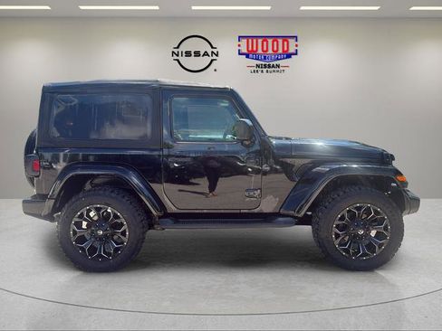 Used 2020 Jeep Wrangler Sport AWD/4WD image 2