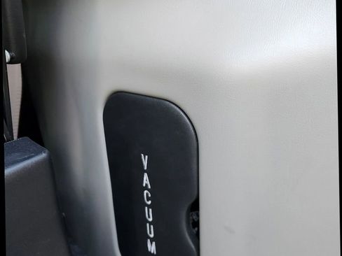 Used 2023 Mercedes-Benz Sprinter 2500 image 23