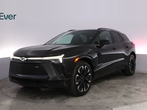 Used 2024 Chevrolet Blazer EV RS AWD/4WD image 2