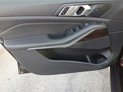 Used 2019 BMW X5 xDrive40i image 16