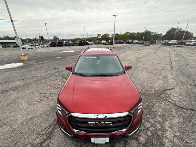 Certified 2022 GMC Terrain SLE w/ Driver Convenience Package FWD image 9