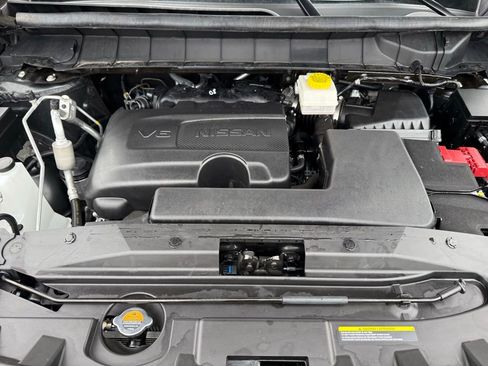 Used 2024 Nissan Pathfinder SL w/ SL Premium Package image 21