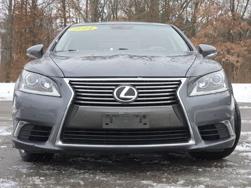 Used 2014 Lexus LS 460 AWD image 3