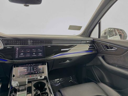 Used 2022 Audi SQ7 Premium Plus image 36