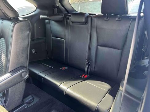 Used 2023 Toyota Highlander XSE image 17