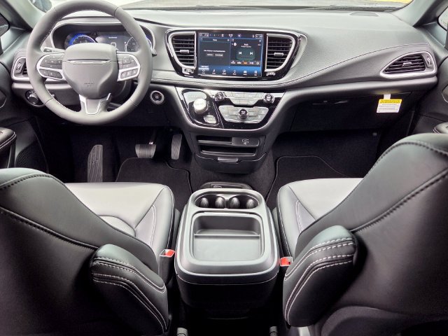 New 2027 Chrysler Pacifica Select FWD image 15
