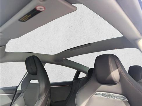 Used 2024 Tesla Model 3 Performance image 15