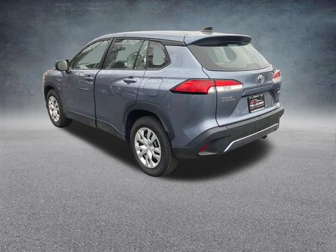 Used 2023 Toyota Corolla Cross L AWD/4WD image 3