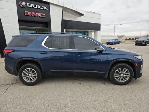 Used 2023 Chevrolet Traverse LT w/ LPO, Floor Liner Package image 32