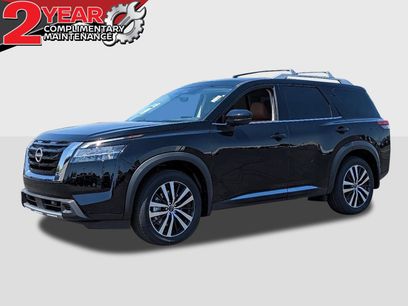 New 2025 Nissan Pathfinder Platinum w/ Cargo Package