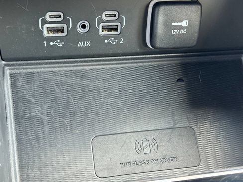 Used 2023 Jeep Grand Cherokee L Laredo AWD/4WD image 28