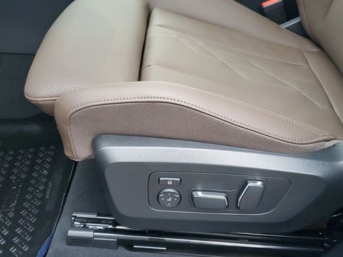 New 2026 BMW X3 xDrive30 w/ M Sport Package image 9