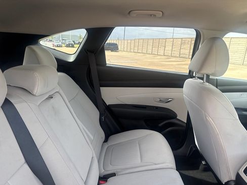 Used 2025 Hyundai Tucson SEL FWD image 34