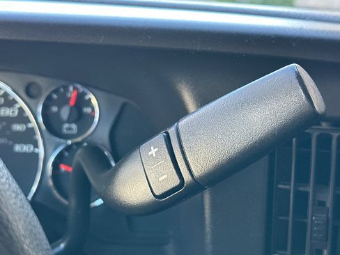 Used 2019 Chevrolet Express 3500 LT w/ LT Preferred Equipment Group image 28