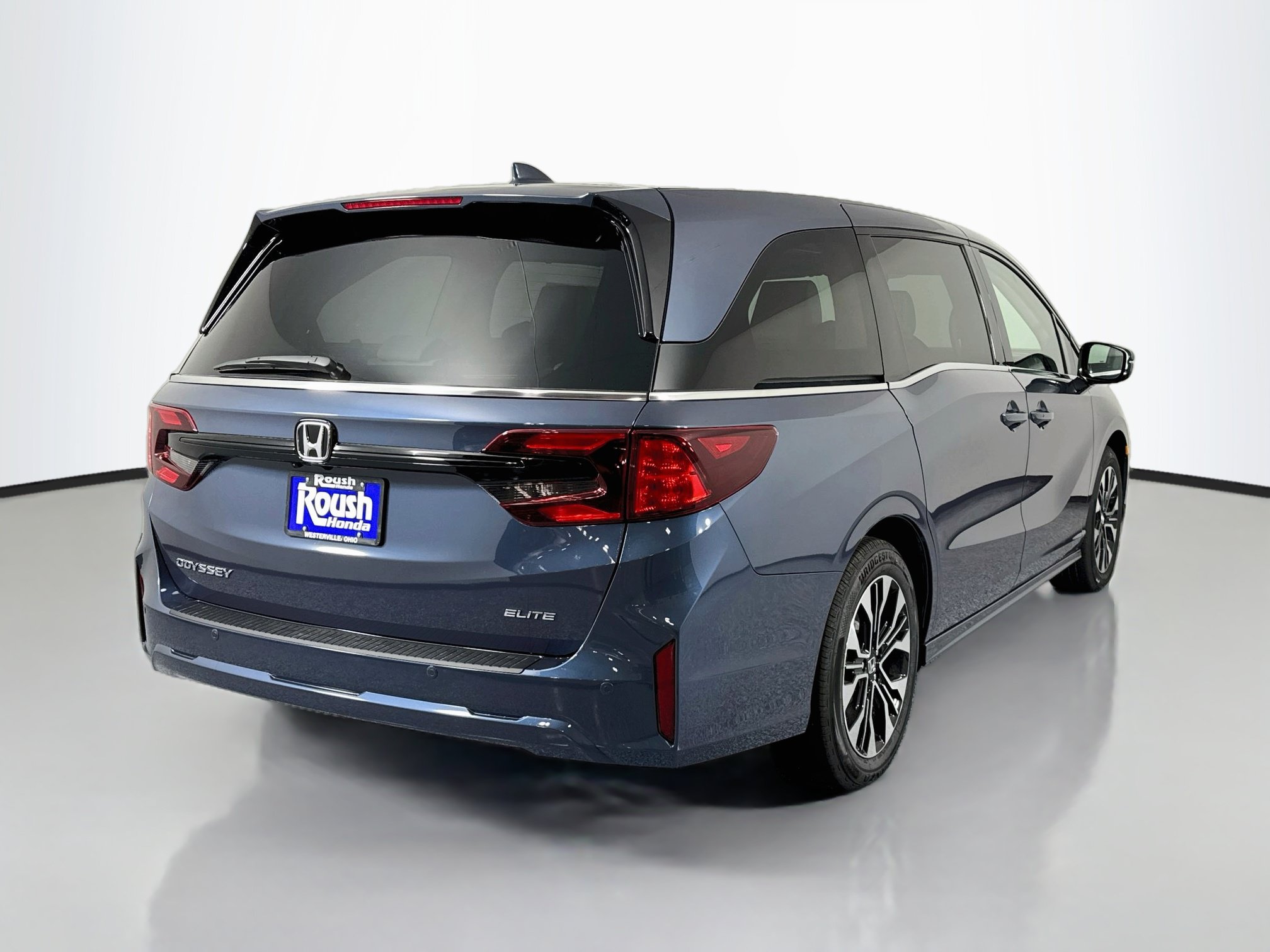 New 2027 Honda Odyssey Elite image 5