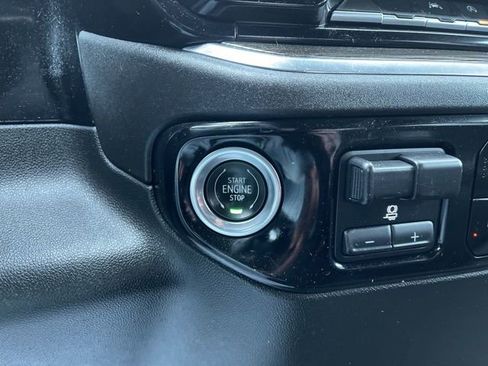 Used 2023 Chevrolet Silverado 1500 RST image 17
