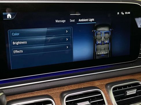 Used 2025 Mercedes-Benz GLS 450 4MATIC image 36