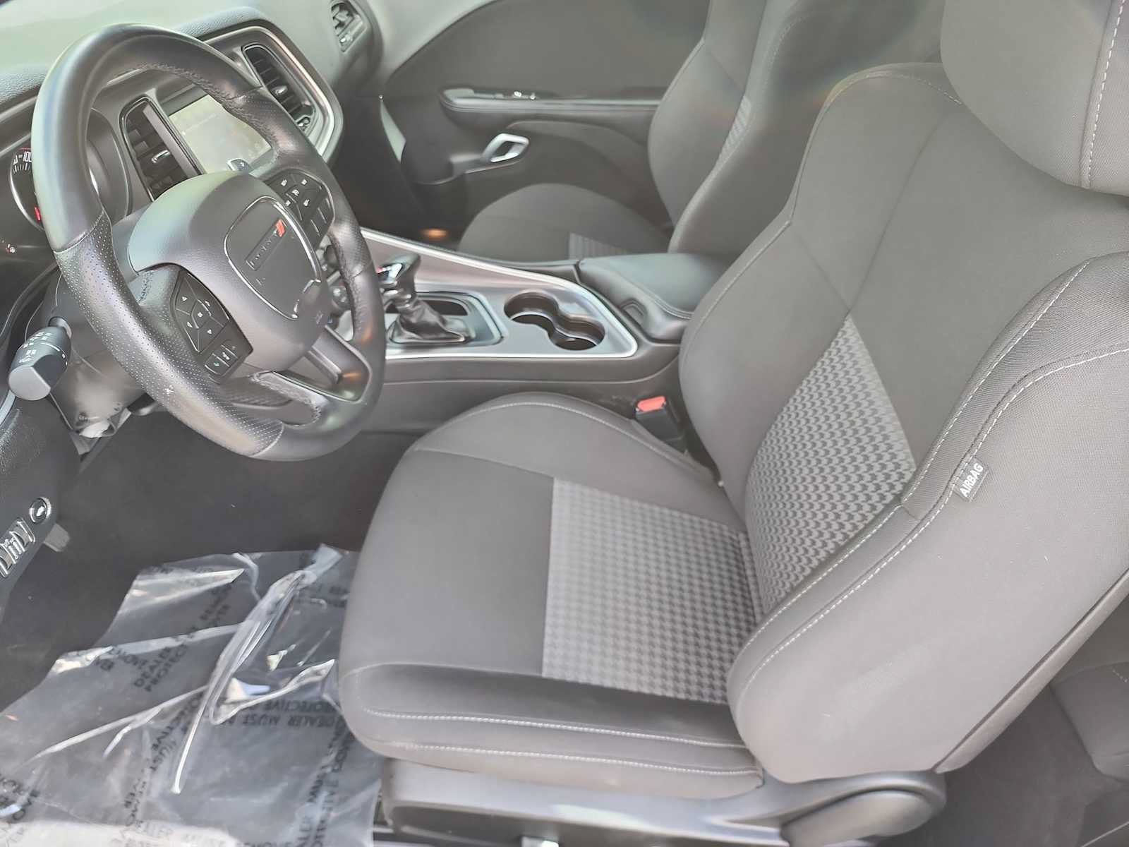Used 2022 Dodge Challenger GT w/ Driver Convenience Group RWD image 18