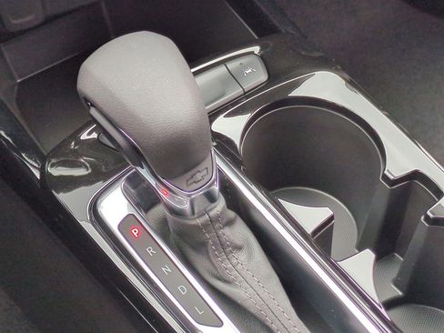 New 2026 Chevrolet Trax LT w/ Driver Confidence Package image 16