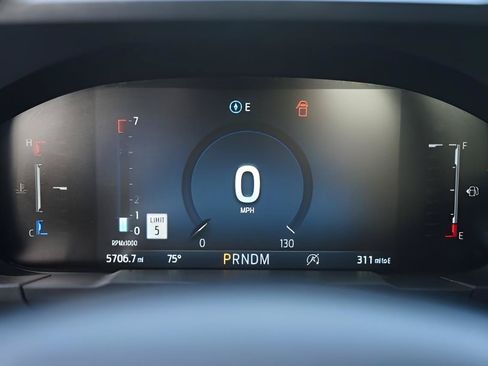 Used 2025 Ford Maverick Lobo AWD/4WD image 25