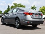 Used 2023 Nissan Altima 2.5 SV image 5