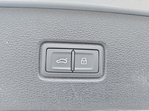 Certified 2022 Audi Q7 3.0T Premium image 13