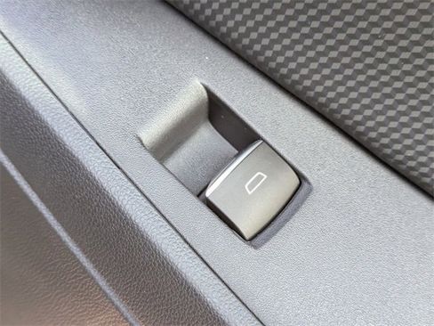 New 2026 Chevrolet Equinox RS w/ Convenience Package III image 35