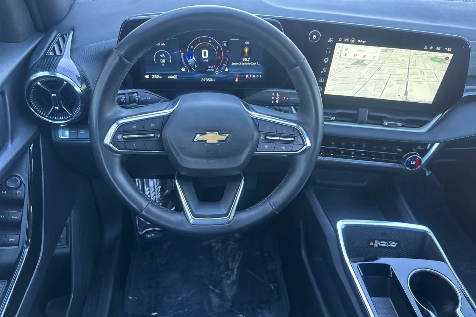 Used 2025 Chevrolet Equinox LT w/ Convenience Package II AWD/4WD image 14