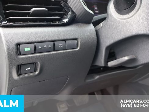Used 2024 Nissan Sentra SV FWD image 13