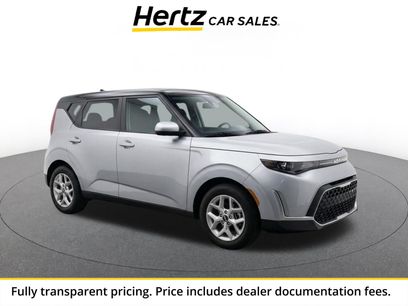Used 2025 Kia Soul LX w/ LX Technology Package