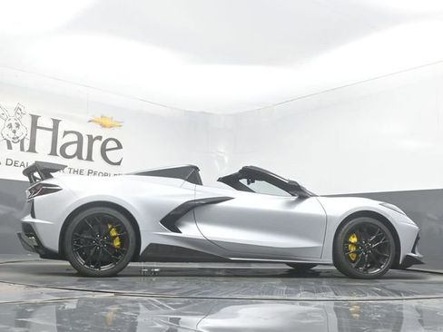New 2026 Chevrolet Corvette Stingray Premium Conv w/ Stealth Interior Trim Package image 33