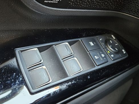 Used 2023 Lexus LX 600 4WD w/ Appearance Package image 34