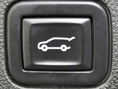 Used 2021 Cadillac Escalade Premium Luxury w/ Driver Assist Tech Package image 75