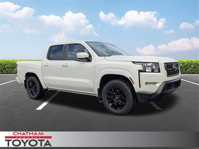 Used 2023 Nissan Frontier SV w/ SV Convenience Package