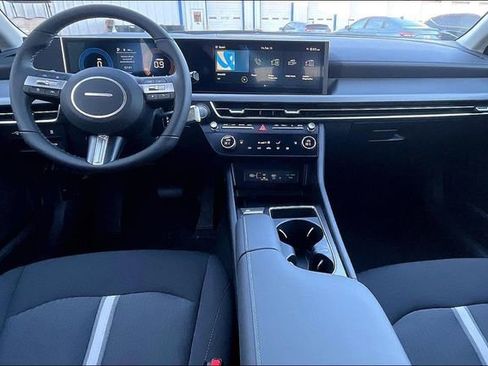 New 2026 Hyundai Sonata SEL FWD image 5