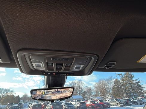 Used 2021 GMC Sierra 1500 Denali w/ Denali Ultimate Package image 38