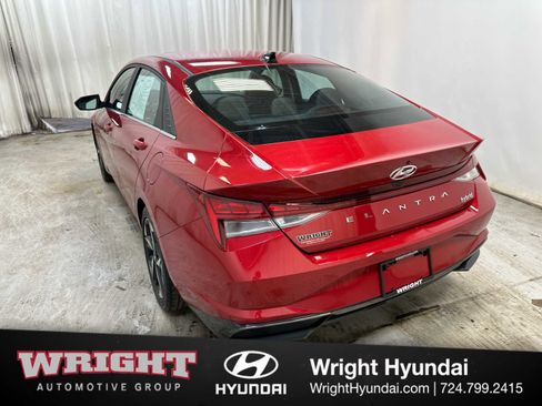 Certified 2023 Hyundai Elantra Limited image 4