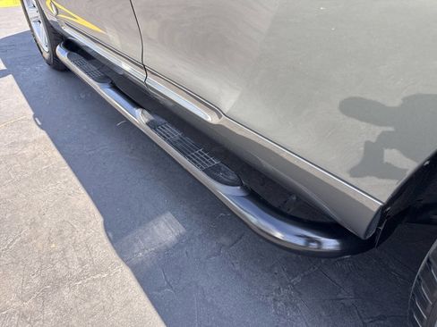 Used 2010 Toyota Highlander 2WD image 24