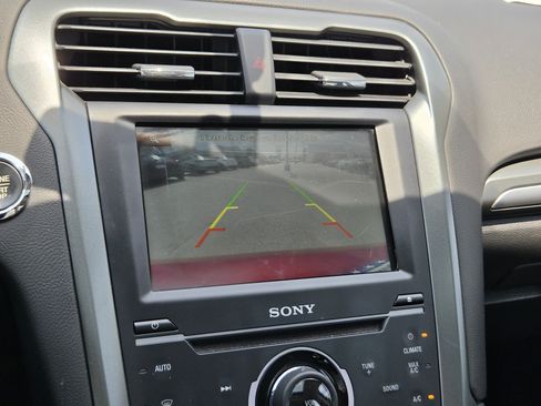 Used 2014 Ford Fusion Titanium FWD image 20