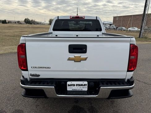 Used 2017 Chevrolet Colorado W/T image 5