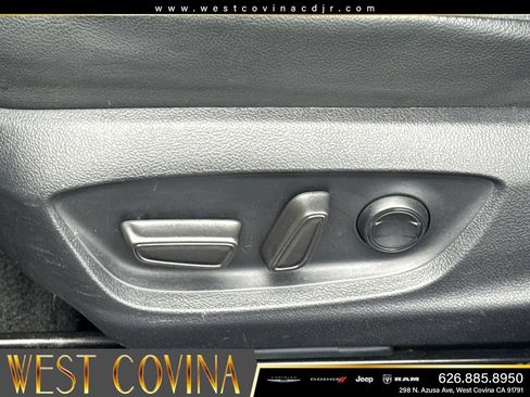 Used 2024 Toyota Camry SE FWD image 21