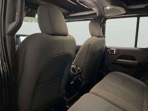 Used 2025 Jeep Wrangler Unlimited Sahara w/ Safety Group image 62