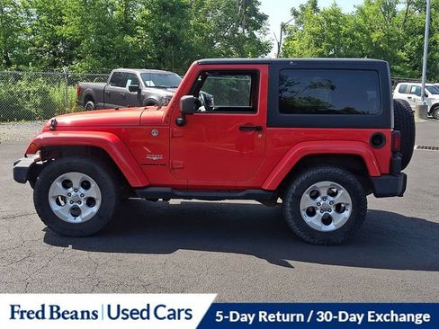 Used 2013 Jeep Wrangler Sahara AWD/4WD image 6