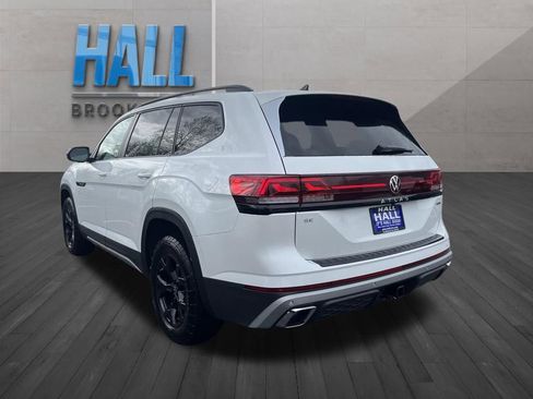 New 2026 Volkswagen Atlas Peak Edition AWD/4WD image 3