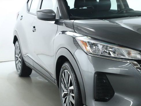 Certified 2024 Nissan Kicks SV image 10